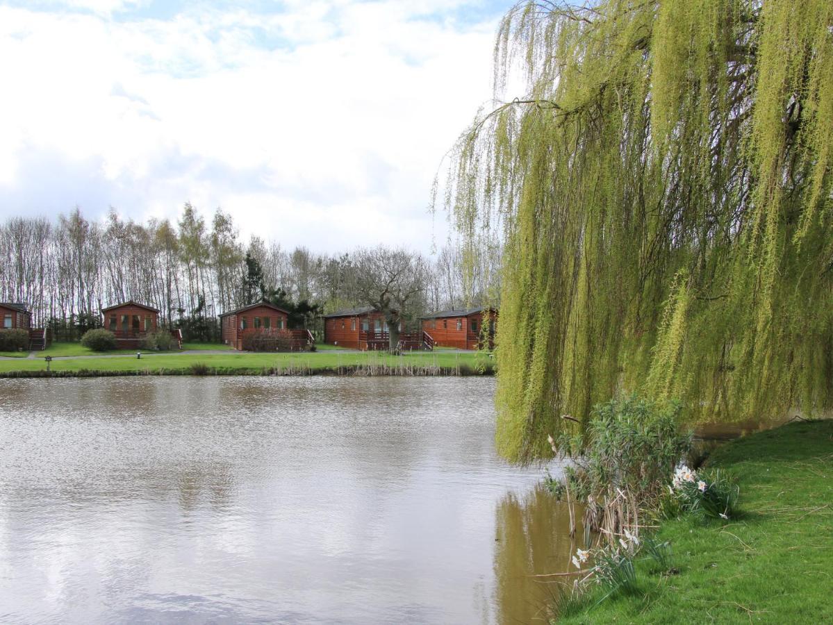 Oak Lodge Hadnall Exteriér fotografie